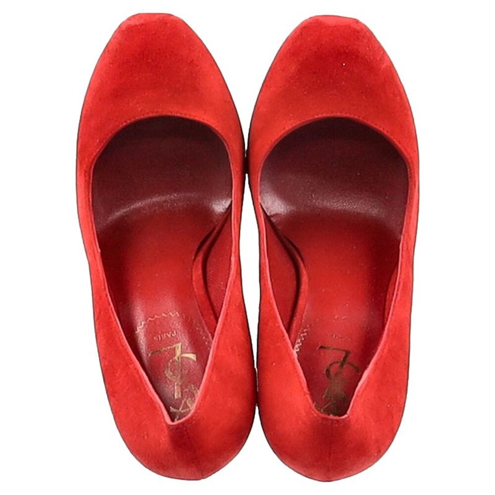 Saint Laurent Tribtoo Pumps in Red Suede - Picture 4 of 9